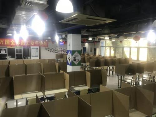 这张照片是合兴包装苏州工厂的员工食堂,这样的企业太有担当了为了配套各大医疗企业应