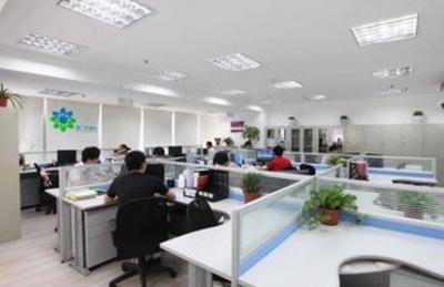 陆居权辍学做“猎头”,在互联网上求新机,大获成功